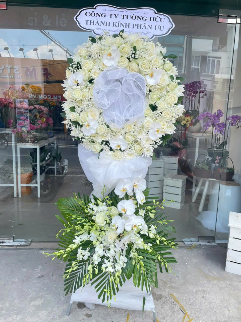 Kệ Hoa Viếng 021